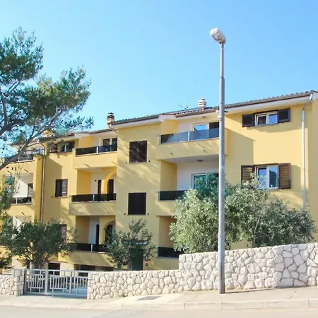 Gemuetliche In Mit Eigenem Balkon Baška