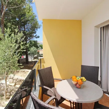 Apartman Gemuetliche In Mit Eigenem Balkon Baška